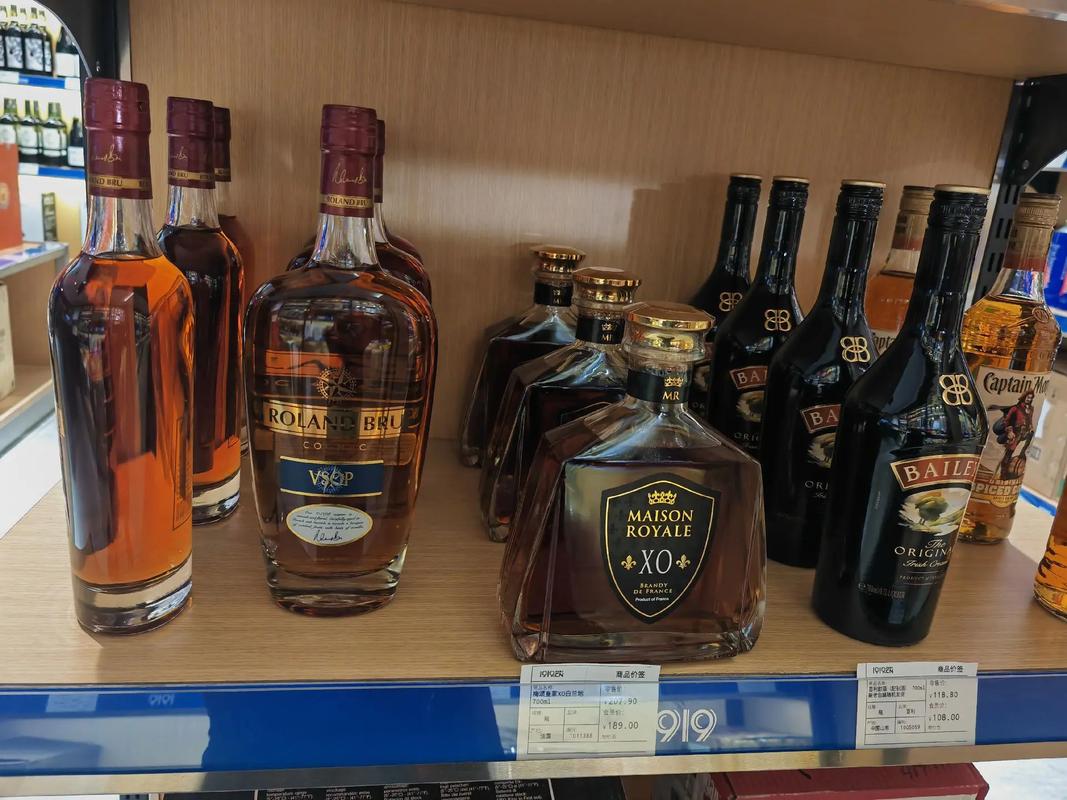 酒類直供 低價優質保真，品味茅臺、五糧液、洋河經典海味